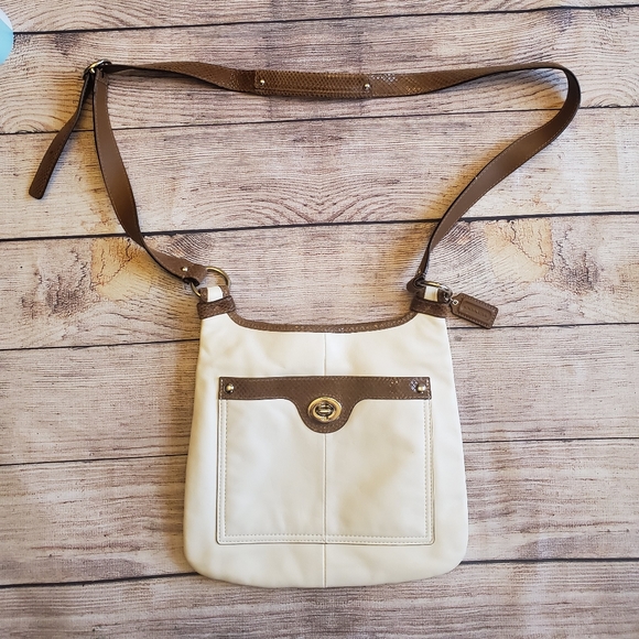 Coach Penelope Cross body - Picture 1 of 7